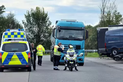 Für zwölf Fahrzeugführer endete die Fahrt sofort.