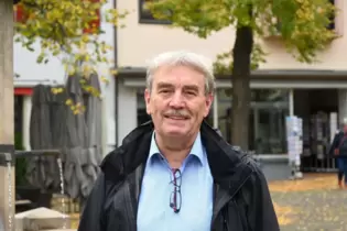 Dieter Petry hat Spuren in der Stadt hinterlassen – etwa bei der Gestaltung des Römerplatzes.