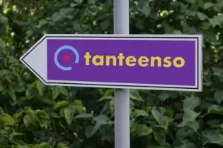 Da geht’s zu Tante Enso: Ende 2025 soll auch in Elmstein ein Schild auf den Einkaufsmarkt hinweisen.