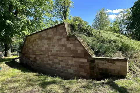 Rekonstruiert: Wall und Mauer der Lunette 41 beim Savoyenpark. 