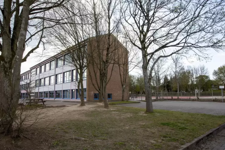 An die Moorbachtalschule (unser Bild stammt von 2021) kommt zurzeit ein Erweiterungsbau.