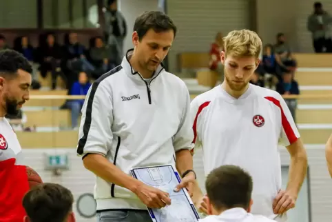 FCK-Trainer Michael Skender wird sein Team taktisch sicher bestens auf das erste Heimspiel der Saison einstellen. 