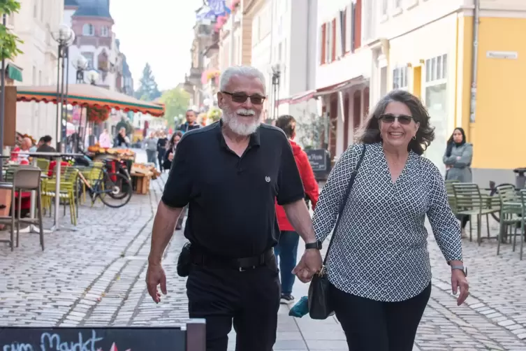 Auf SPurensuche in Landau: Albert und Helen Turkovich. 