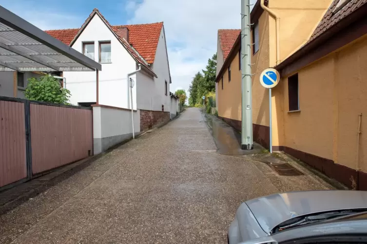 Der Bäckerweg Richtung Landesstra0e 509 ist das steilste Stück des Marathons.