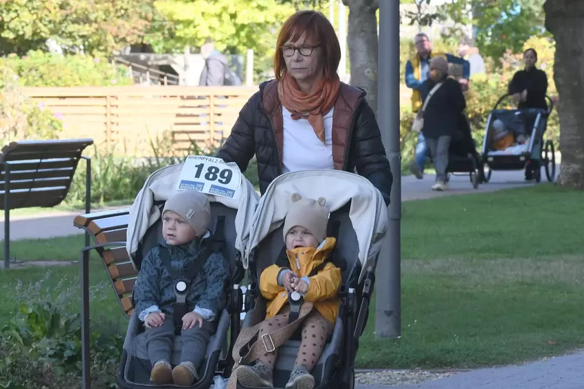 Entspannt unterwegs waren diese beiden kleinen Teilnehmer.