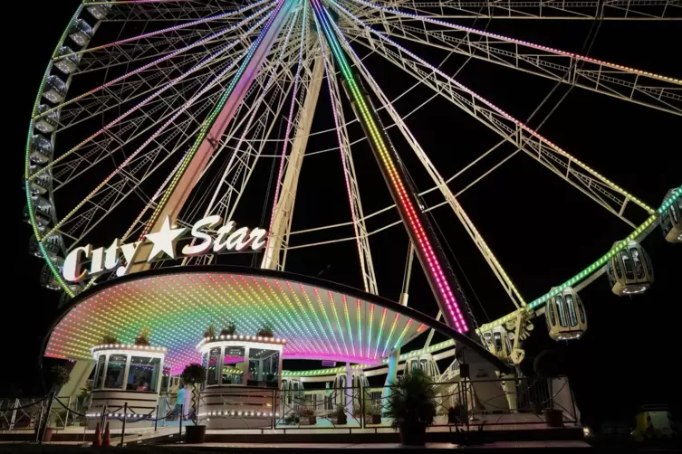 Bis 27. Oktober in Landau: Riesenrad „City Star“. 