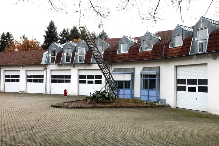 Moderne Technik soll ins Feuerwehrgerätehaus in Bellheim eingebaut werden. 