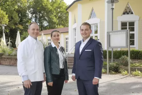 September 2015: Anatol Elert, seine Frau Anna und Mitarbeiter Tobias Nath.