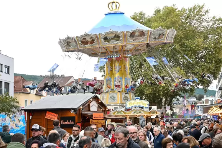 In Neustadt wird 2024 noch bis zum 14. Oktober das Deutsche Weinlesefest gefeiert. 