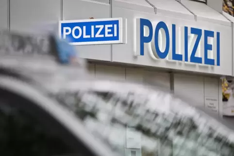 Die Polizei sucht nach Zeugen.