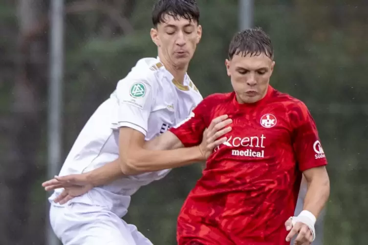 Federico Passariello (rechts) will mit den B-Junioren des FCK gegen Aachen Platz drei festigen. 