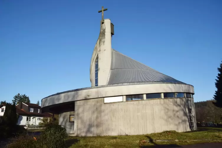 Die Kirche St. Ludwig in Ludwigswinkel. 