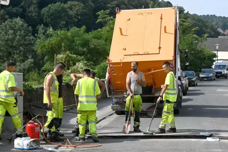 Glasfaserbauarbeiten Ende August in der Kaiserslauterer Straße in Bad Dürkheim.