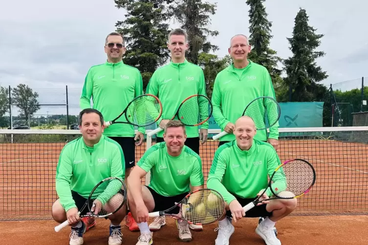 In dieser Saison feierte die Herren40-Mannschaft des TC Grün-Weiß Dirmstein den Aufstieg in die B-Klasse.