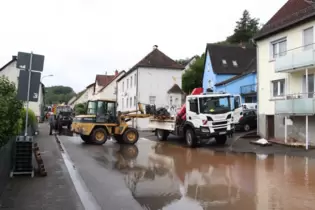 Die Hauptstraße in Dellfeld war bei dem Hochwasser an Pfingsten gesperrt. Von Rieschweiler aus war kein Durchkommen mehr.