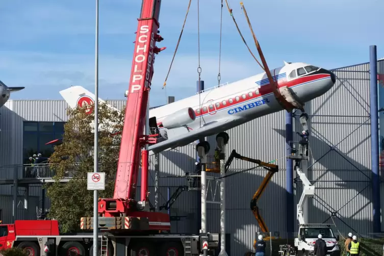 Mittwoch, kurz nach 10 Uhr: Die Fokker VFW 614 landet an ihrem Stammplatz im Technik-Museum in Speyer.