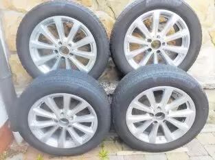 Continental 225/55R17H mit Alufelgen 7,5jx17H2 ET40 Mercedes Profiltiefe 5,5 mm, sehr guter Zustand, wegen Fahrzeugwechsel zu ve