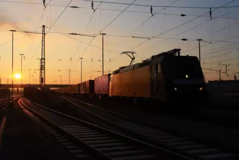 Der Mannheimer Rangierbahnhof gehört zu den bundesweit wichtigsten Standorten von DB Cargo. 