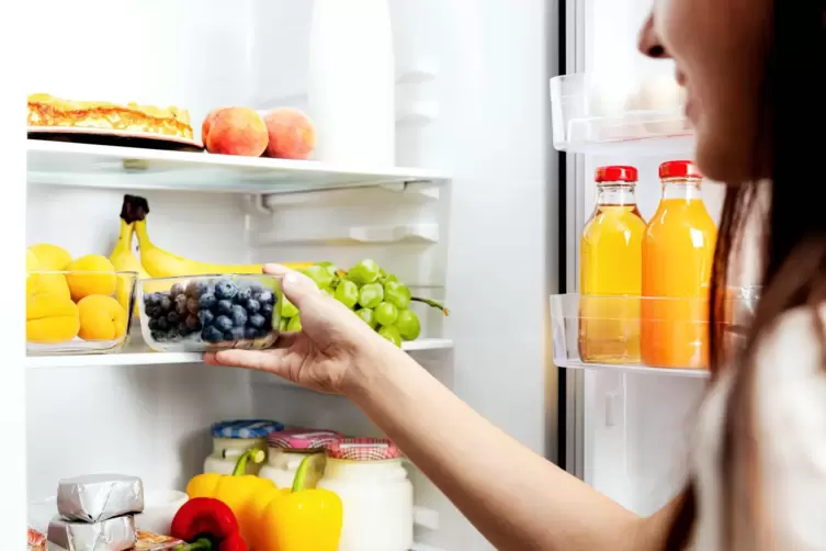 Weißes Licht im Kühlschrank? Wie langweilig. Dabei gibt es doch so viel bessere Optionen.