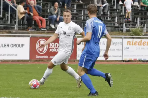 Christopher Egelhof (links) vom SV Kirchheimbolanden.