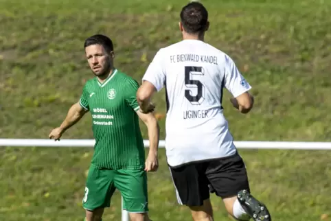 VfR-Spielertrainer Nico Müller hofft, dass sein Team in Mainz für eine Überraschung sorgen kann.