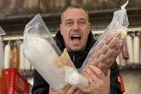 Marktschreier Wurst-Toni vom Hamburger Fischmarkt ist am Wochenende auf dem Zweibrücker Schlossplatz zu hören. 