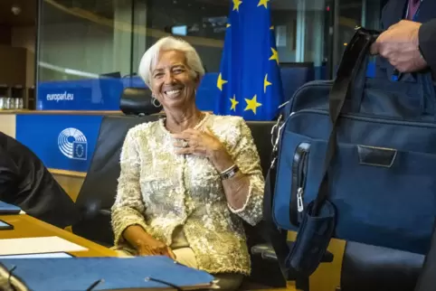 Christine Lagarde, Präsidentin der Europäischen Zentralbank (EZB), hat weitere Zinsenkungen angedeutet. 