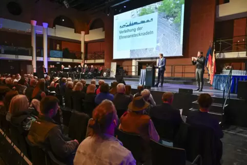 Volles Haus: Rund 750 Gäste kamen am Freitag zum Bürgerempfang ins Congress-Forum.