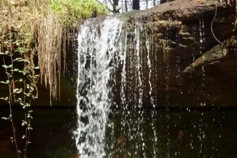 Der Kessel mit seinen Wasserfällen war Ziel der Wanderung. 