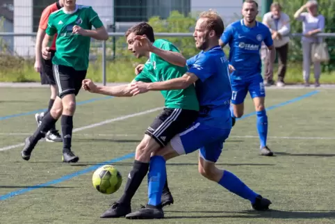 Als Spieler beim FSV Schifferstadt: David Pranschke (rechts). 