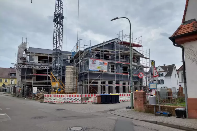 Der Neubau „Auf der Brücke“ führt in Siegelbach seit einiger Zeit zu Diskussionen.