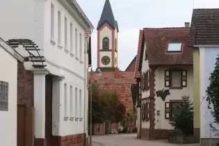 Nur wenige Hundert Menschen leben im südpfälzischen Mühlhofen. Für einige waren die vergangenen Monate nervenaufreibend, in dene