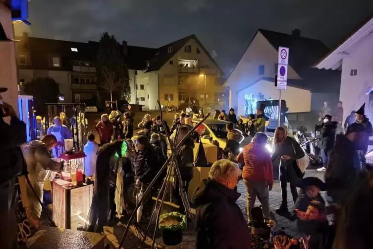 Die erste Auflage der Halloweenfeier 2023 ist auf große Resonanz gestoßen. 