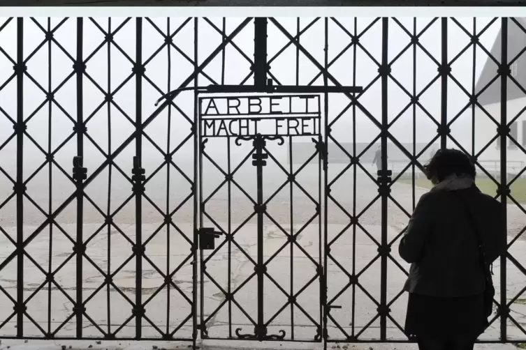 Das Konzentrationslager Dachau wurde schon 1933 auf dem Gelände einer ehemaligen Munitionsfabrik errichtet. 