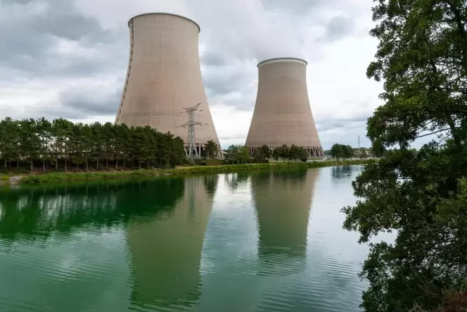 Kernkraftwerk in Nogent-sur-Seine: Frankreich ist vom Atomstrom abhängig.