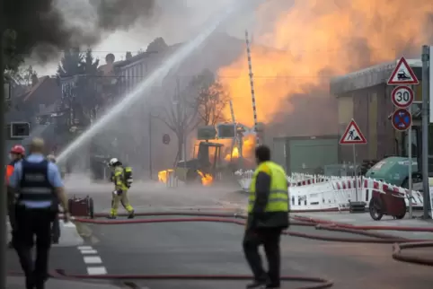 23. Oktober 2014: Die Hitze durch die Gasfackel war enorm.