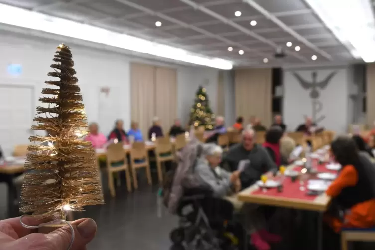 Der „Offene Heiligabend“ in der Burgkirche fand letztes Jahr viel Anklang. 