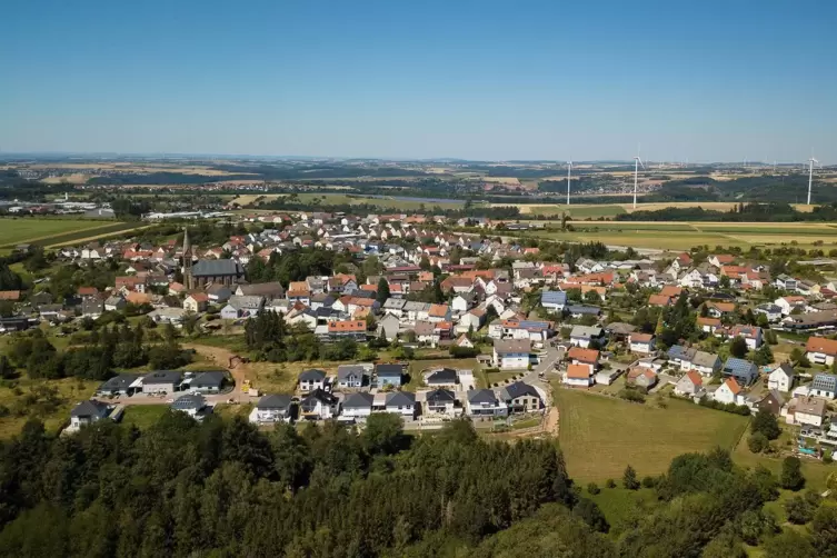 Fehrbach ist mit rund 1500 Einwohnern der zweitgrößte Ortsbezirk von Pirmasens. 