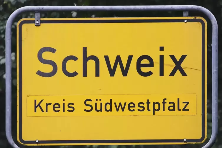 In Schweix soll ein neues Feuerwehrgerätehaus gebaut werden. Am bisherigen Standort kann nicht erweitert werden. 