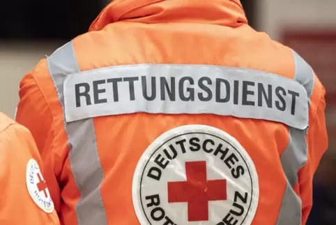 Wer beim Roten Kreuz einen Freiwilligendienst absolviert, kann sich zum Rettungssanitäter qualifizieren. 