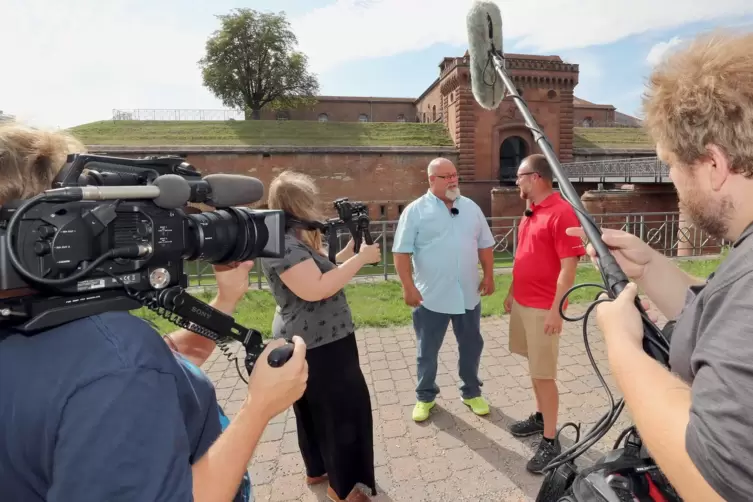 Die Dreharbeiten zum ersten Teil führten auch ans Weißenburger Tor in Germersheim. 