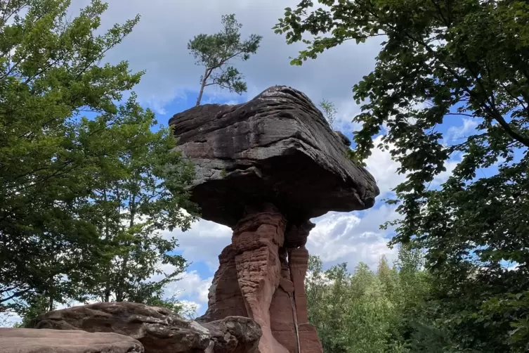 Ein Neugieriger wollte dem Mythos des Teufelstisch nachgehen. Von ihm fehlt bis heute jede Spur. 