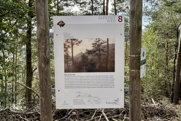 Kunst im Wald: Hinweistafel oberhalb des Slevogtfelsens mit Max Slevogts „Blick auf die Münz“, um 1900. 