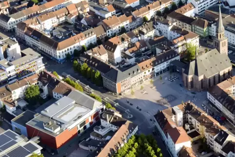 Zweibrücken – hier ein Blick auf den Alexanderplatz – muss dieses Jahr im Sozial- und Jugendbereich und für Personalkosten mehr 