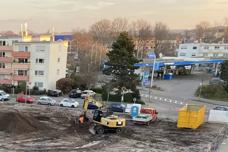 Wird umgebaut: Einmündung Waldstraße/Bahnhofstraße. 