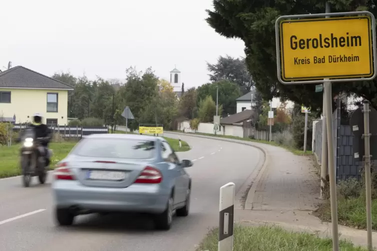 Hier am östlichen Ortseingang von Gerolsheim, von Heßheim kommend, hielt bei Messungen 2022 laut Verkehrsbehörde fast keines der