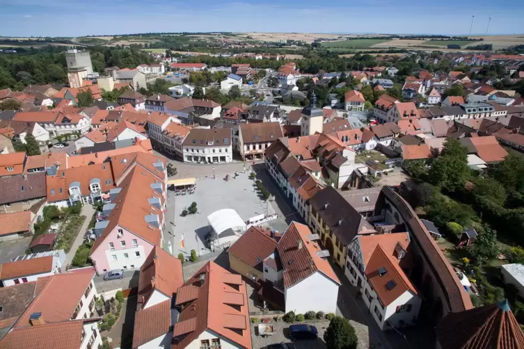 Der erste „Walk“ beginnt am Römerplatz in Kirchheimbolanden. Künstig soll es aber auch Termine in anderen Orten des Kreises gebe