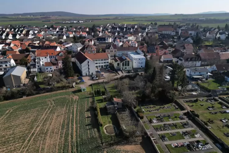 Allein hier „Am Schulwiesengraben“ könnten bis zu 120 Wohneinheiten entstehen.