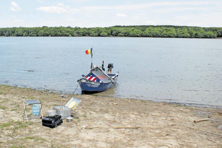 Abenteuerliche Flussfahrt mit abruptem Ende RheinPfalz