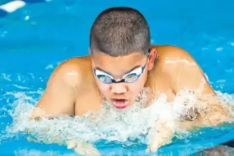 Wsf-Schwimmer Michael Raje gewann über seine Paradestrecke 100 Meter Brust den Saarlandtitel inklusive neuem Jugendrekord.